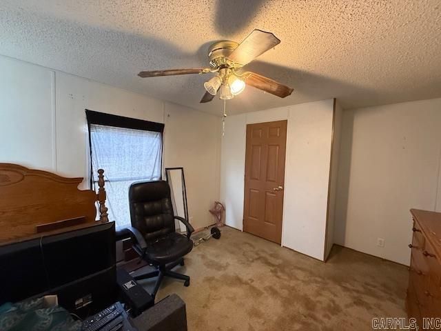 2389 Newport Rd, Batesville, AR 72501