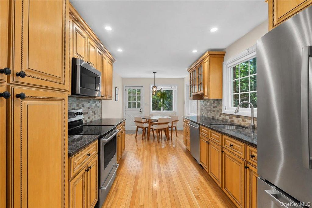 254 Farrington Avenue, Sleepy Hollow, NY 10591 — photo 3