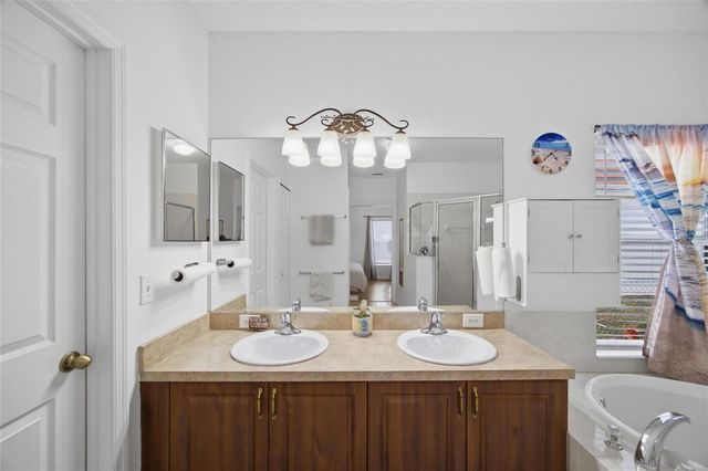 3524 17TH STREET COURT E, Bradenton, FL 34208