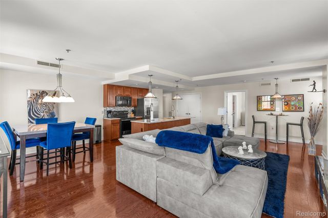 525 W Lafayette Boulevard 11B, Detroit, MI 48226