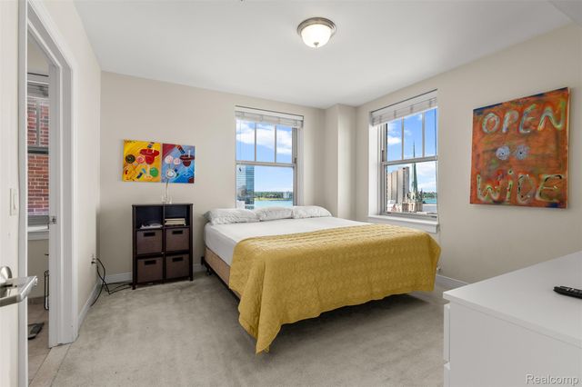 525 W Lafayette Boulevard 11B, Detroit, MI 48226