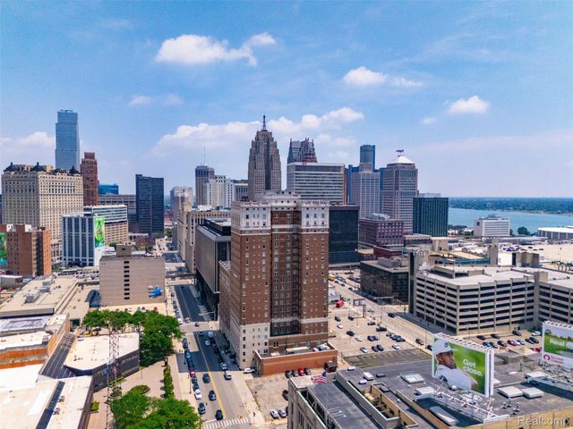 525 W Lafayette Boulevard 11B, Detroit, MI 48226