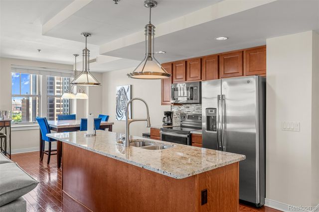 525 W Lafayette Boulevard 11B, Detroit, MI 48226