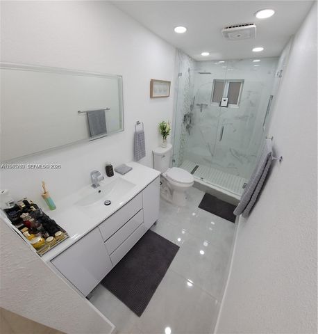 734 W 32nd St 734, Hialeah, FL 33012