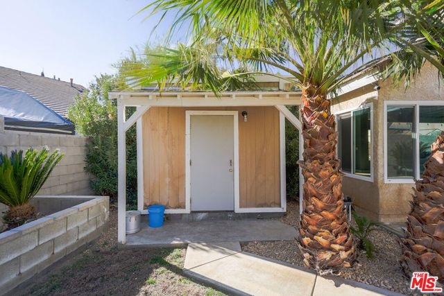 37712 Duffel Street, Palmdale, CA 93552