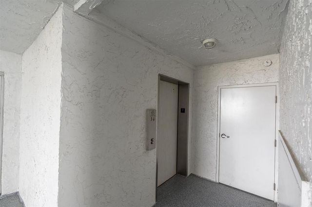 285 107TH AVENUE 701, Treasure Island, FL 33706