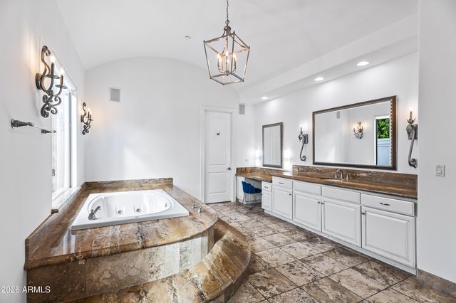 4725 N LAUNFAL Avenue, Phoenix, AZ 85018