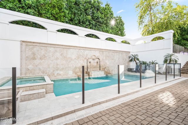 4725 N LAUNFAL Avenue, Phoenix, AZ 85018