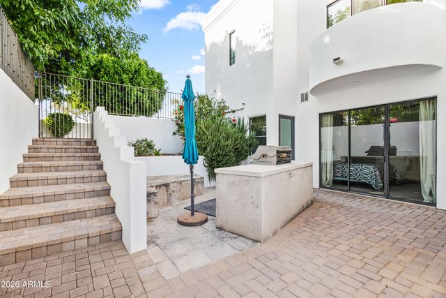 4725 N LAUNFAL Avenue, Phoenix, AZ 85018