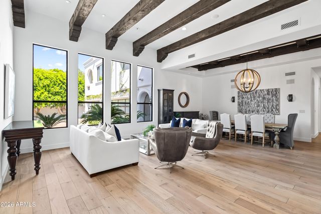 4725 N LAUNFAL Avenue, Phoenix, AZ 85018