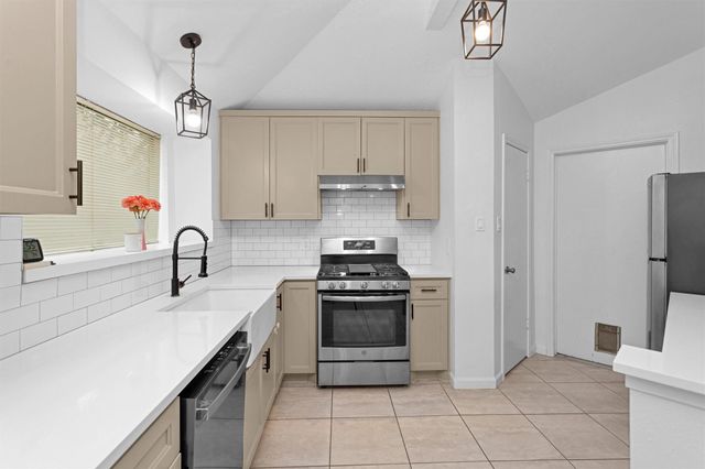 21507 Meadowhill Drive, Spring, TX 77388