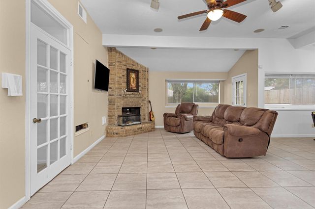 21507 Meadowhill Drive, Spring, TX 77388