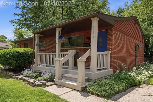 1061 Western Drive, Ann Arbor, MI 48103