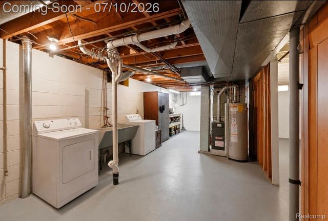 1061 Western Drive, Ann Arbor, MI 48103