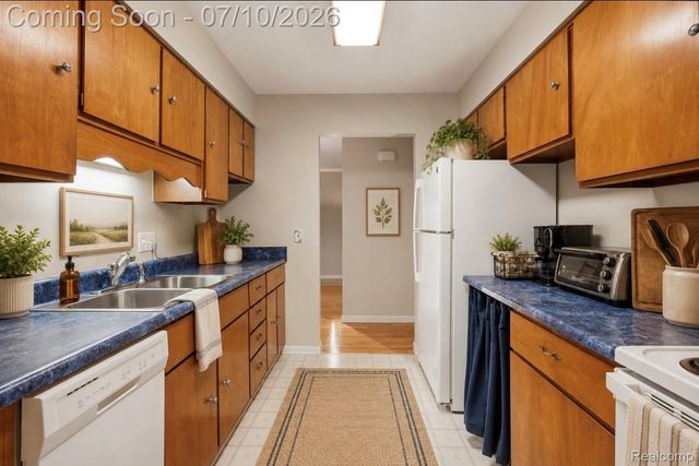 1061 Western Drive, Ann Arbor, MI 48103