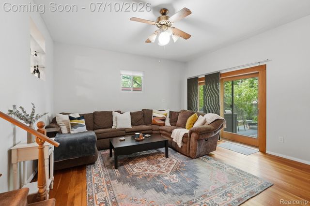 1061 Western Drive, Ann Arbor, MI 48103