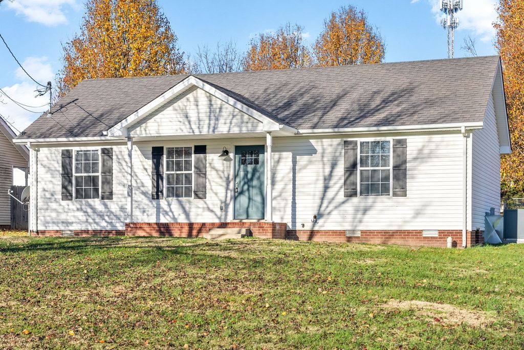 152 Monarch Ln, Clarksville, TN 37042