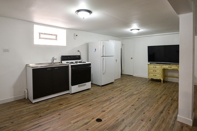 5036 S Leclaire Avenue, Chicago, IL 60638
