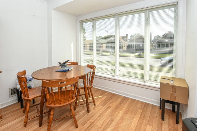 5036 S Leclaire Avenue, Chicago, IL 60638