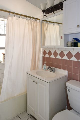 5036 S Leclaire Avenue, Chicago, IL 60638