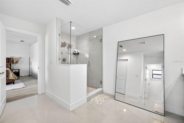 610 W CHELSEA STREET, Tampa, FL 33603