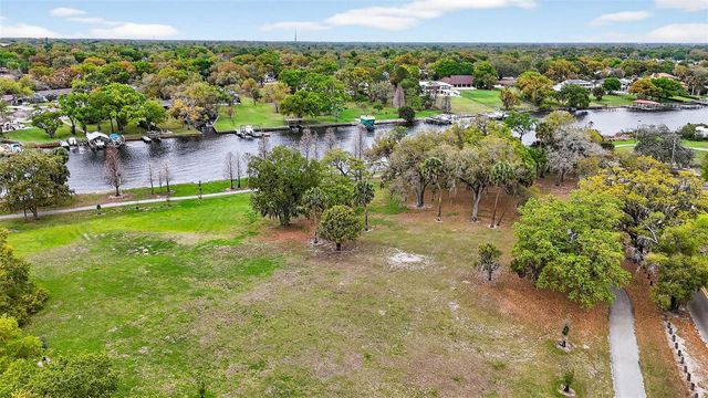 610 W CHELSEA STREET, Tampa, FL 33603