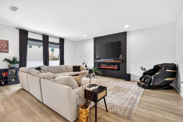 610 W CHELSEA STREET, Tampa, FL 33603