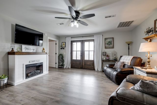 1043 Murphy Hollow Road, Vanleer, TN 37181