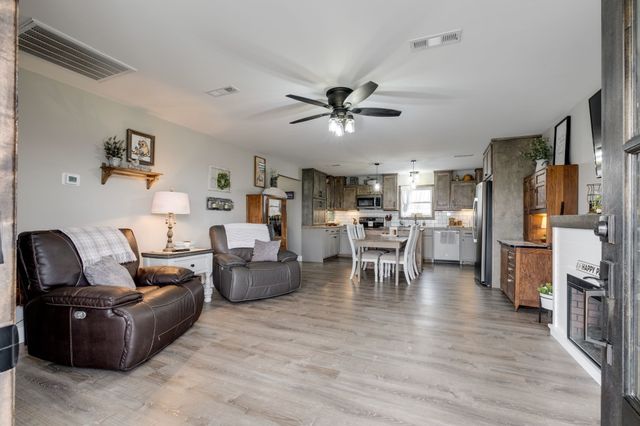 1043 Murphy Hollow Road, Vanleer, TN 37181