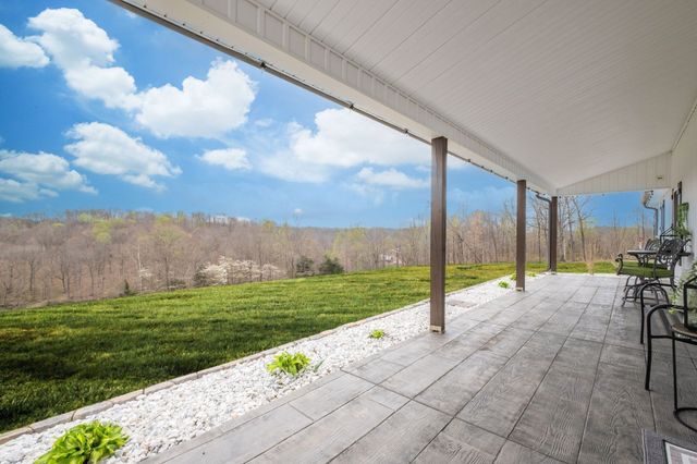 1043 Murphy Hollow Road, Vanleer, TN 37181