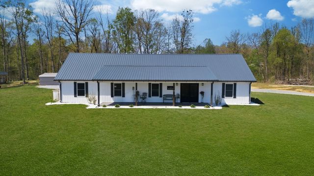 1043 Murphy Hollow Road, Vanleer, TN 37181