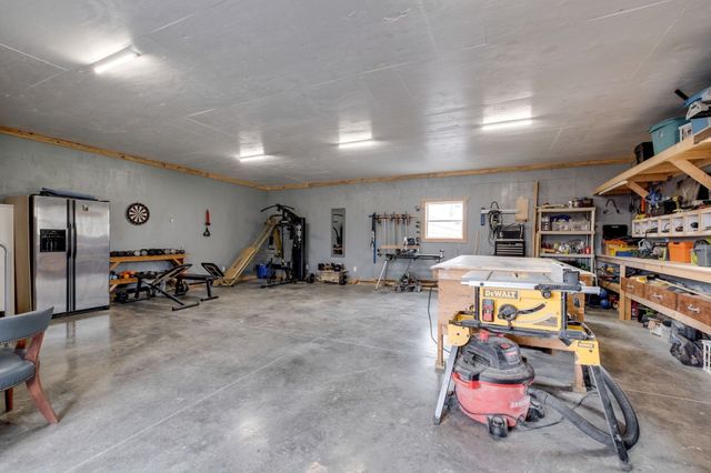 1043 Murphy Hollow Road, Vanleer, TN 37181