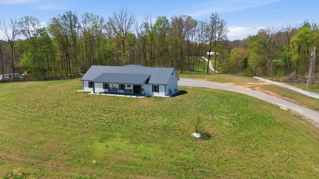 1043 Murphy Hollow Road, Vanleer, TN 37181