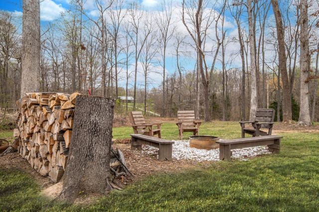 1043 Murphy Hollow Road, Vanleer, TN 37181