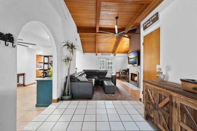 1152 N Redding, Upland, CA 91786