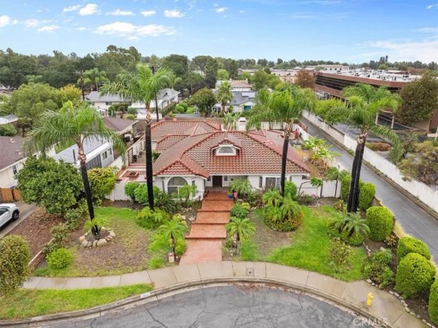 1152 N Redding, Upland, CA 91786