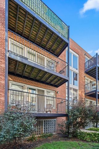 2626 W Catalpa Avenue 21, Chicago, IL 60625