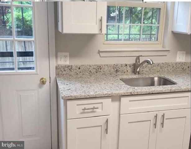 2110 YOUNG ST SE, Washington, DC 20020