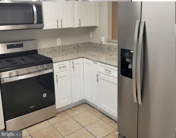 2110 YOUNG ST SE, Washington, DC 20020