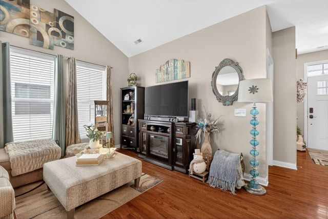 5688 Stearns Road, Dublin, OH 43016