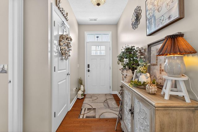 5688 Stearns Road, Dublin, OH 43016