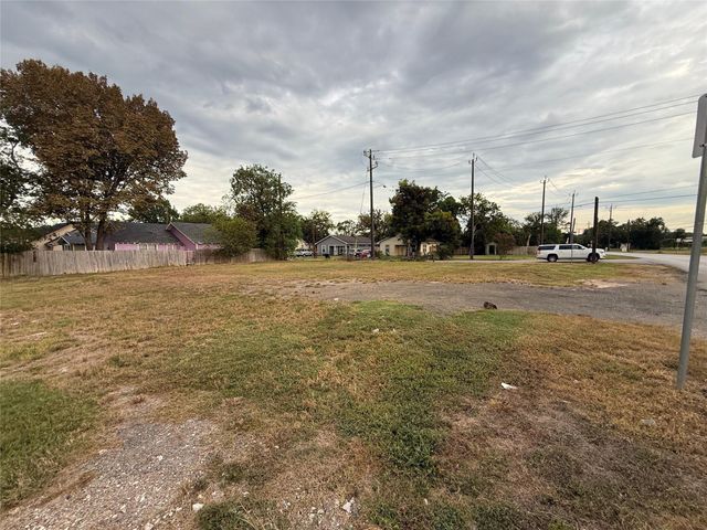 400 N 10th Street, Richmond, TX 77469