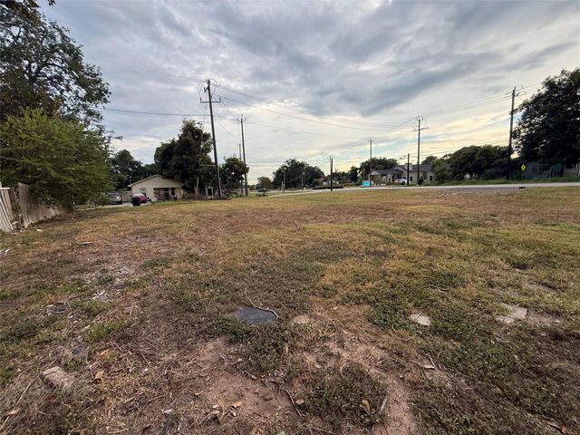 400 N 10th Street, Richmond, TX 77469