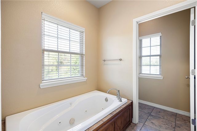 124 Mountain Point Road, Russellville, AR 72802