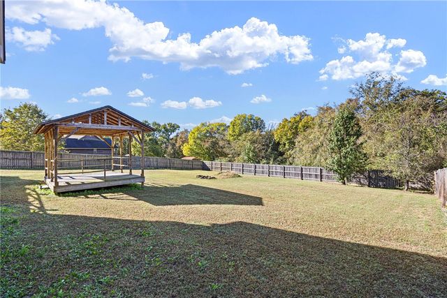 124 Mountain Point Road, Russellville, AR 72802