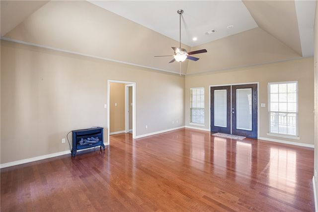 124 Mountain Point Road, Russellville, AR 72802