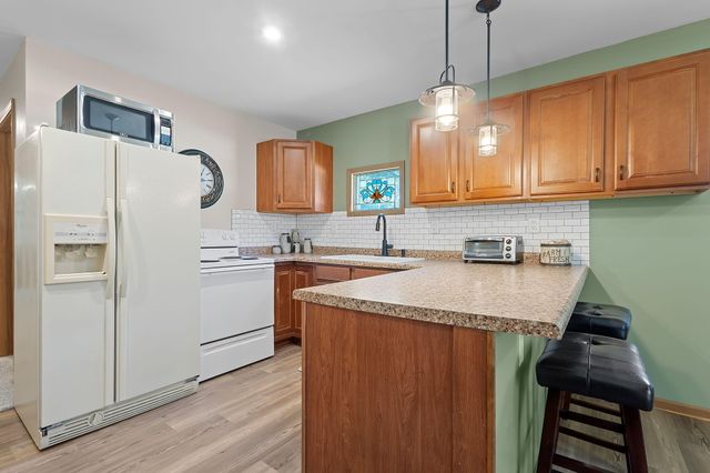 171 E State Road 10, Wheatfield, IN 46392