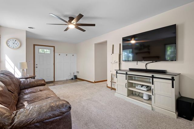 171 E State Road 10, Wheatfield, IN 46392