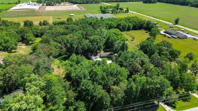 171 E State Road 10, Wheatfield, IN 46392