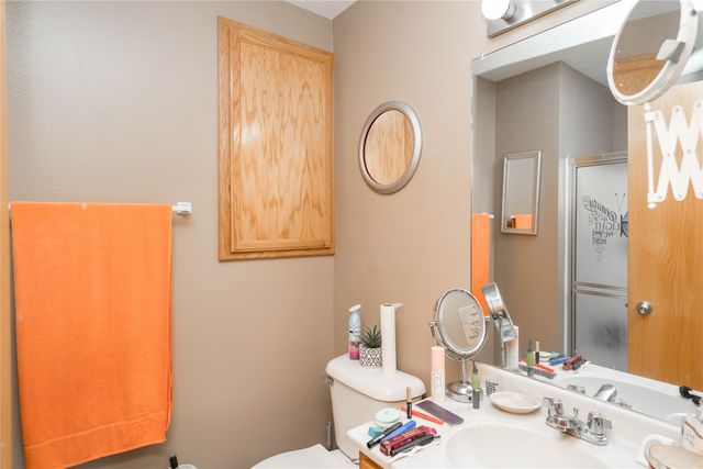 4814 NE Grove Lane, Ankeny, IA 50021